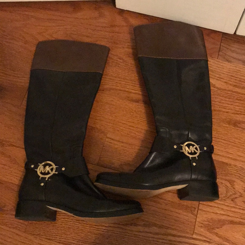 Michael kors 2 toned boots size 5.5